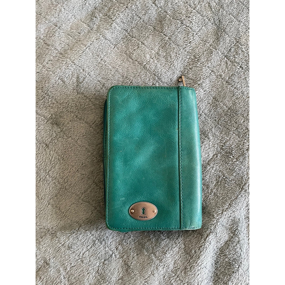 Y2K Leather Turquoise fossil zip case - Picture 1 of 4